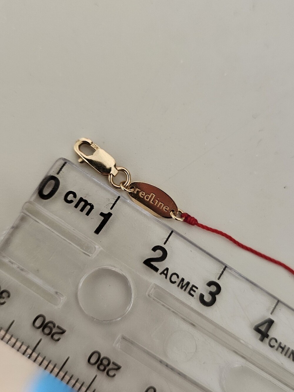 Redline Gold Bracelet with Red Thread - Picture 7 of 7